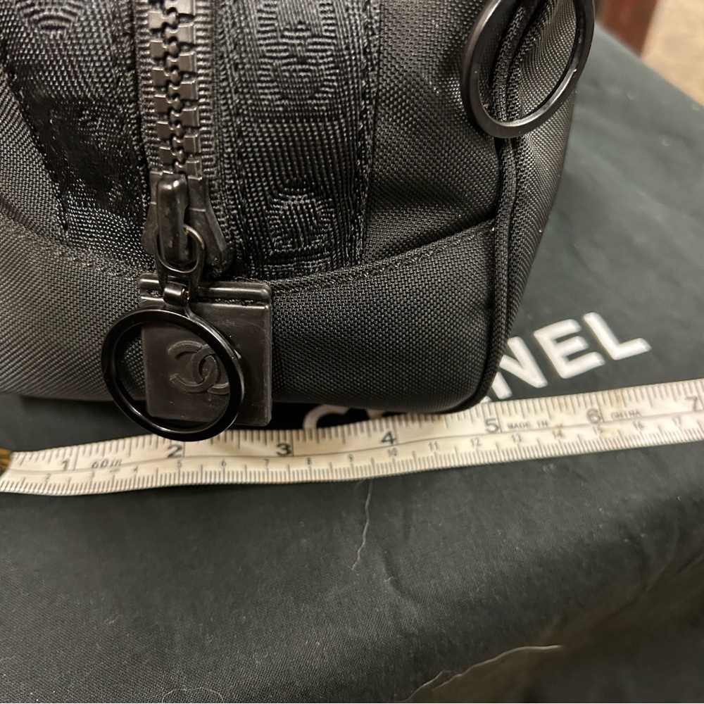 NWOT CHANEL Authentic RARE Sport Line Dopp Toiletry Travel Dust Bag Black Nylon - Picture 9 of 12